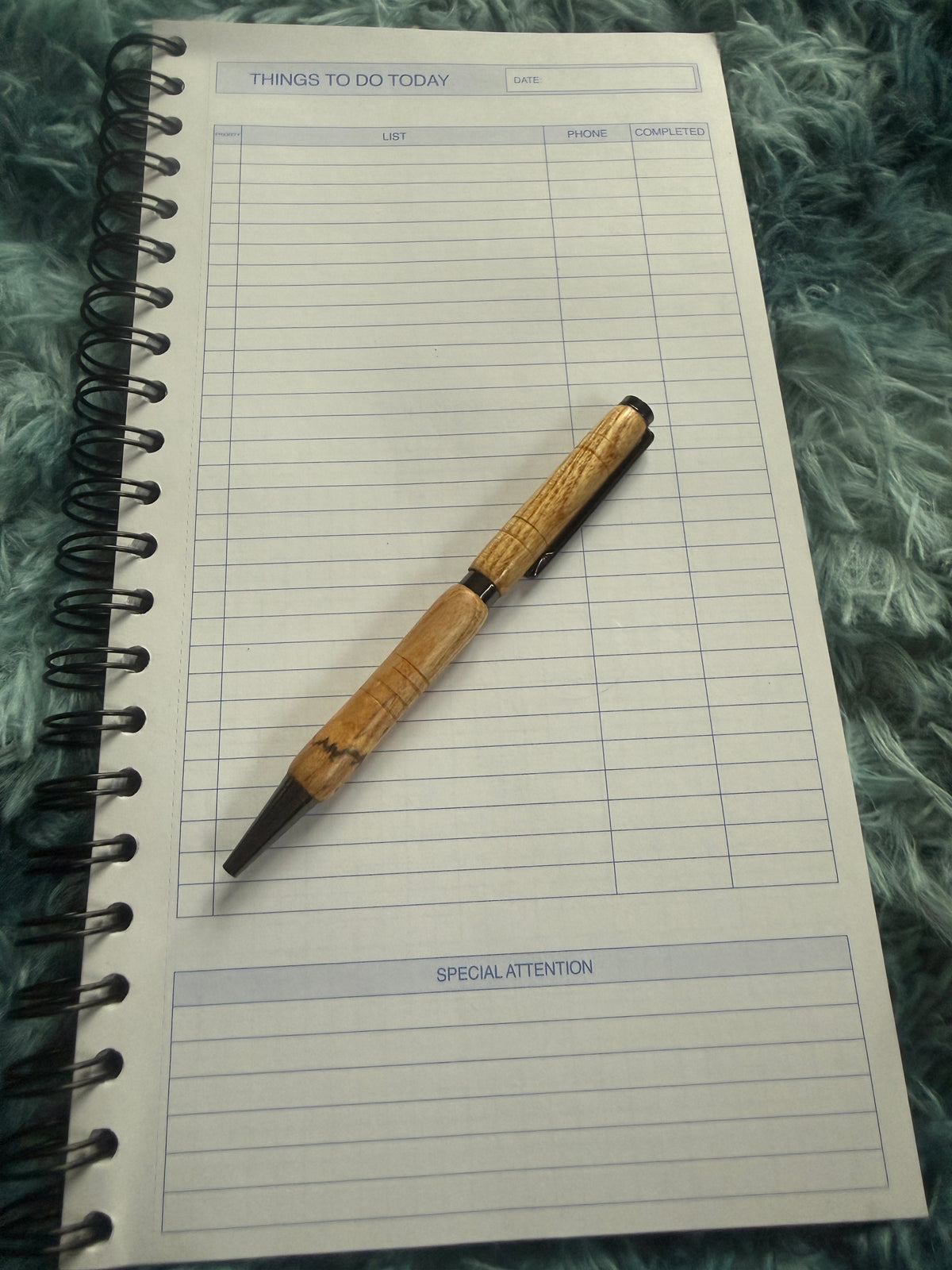 Handcrafted Spatted Ash pen