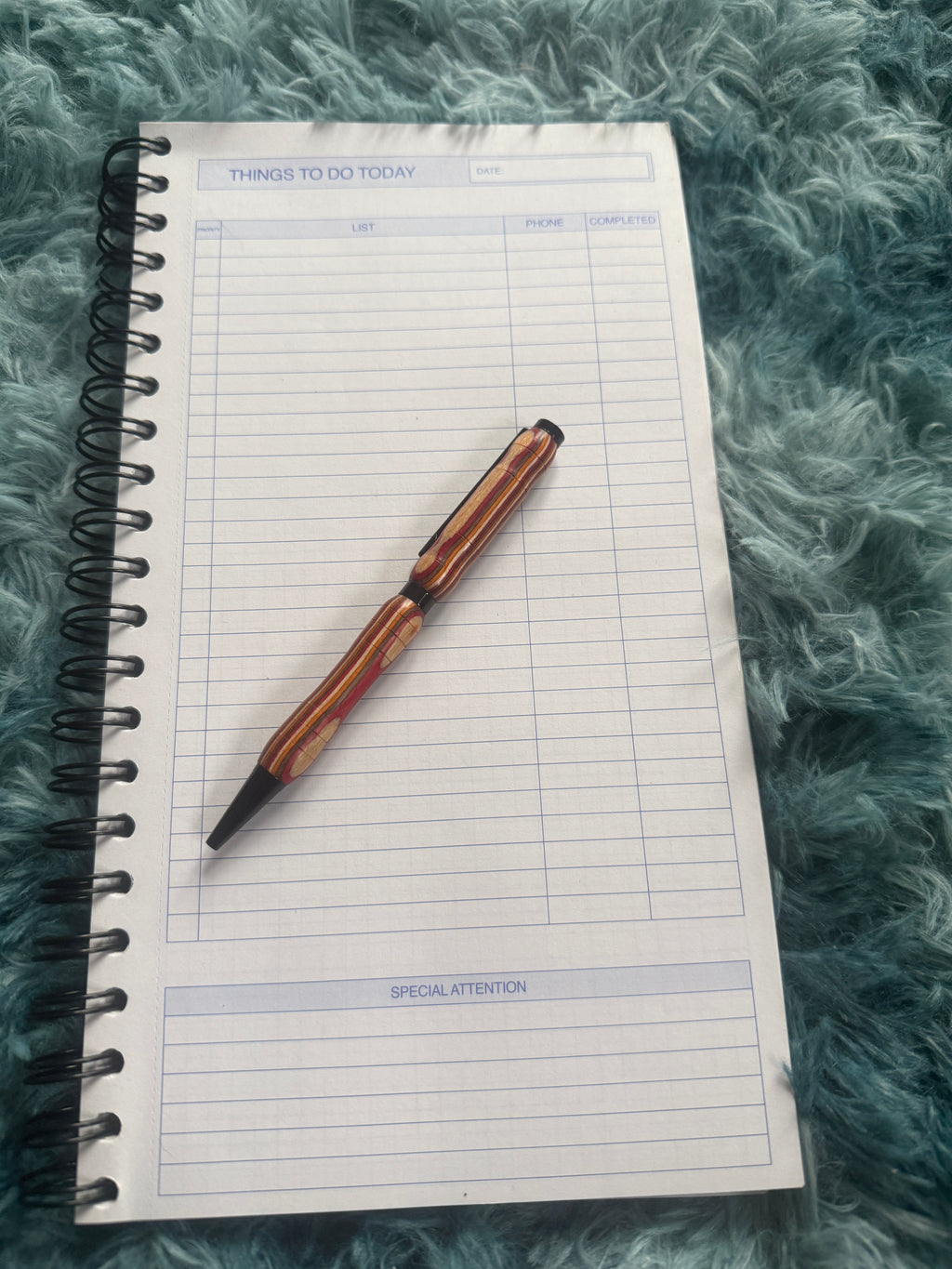 Handcrafted Wavy wood pen